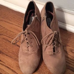 Steve Madden heeled bootie